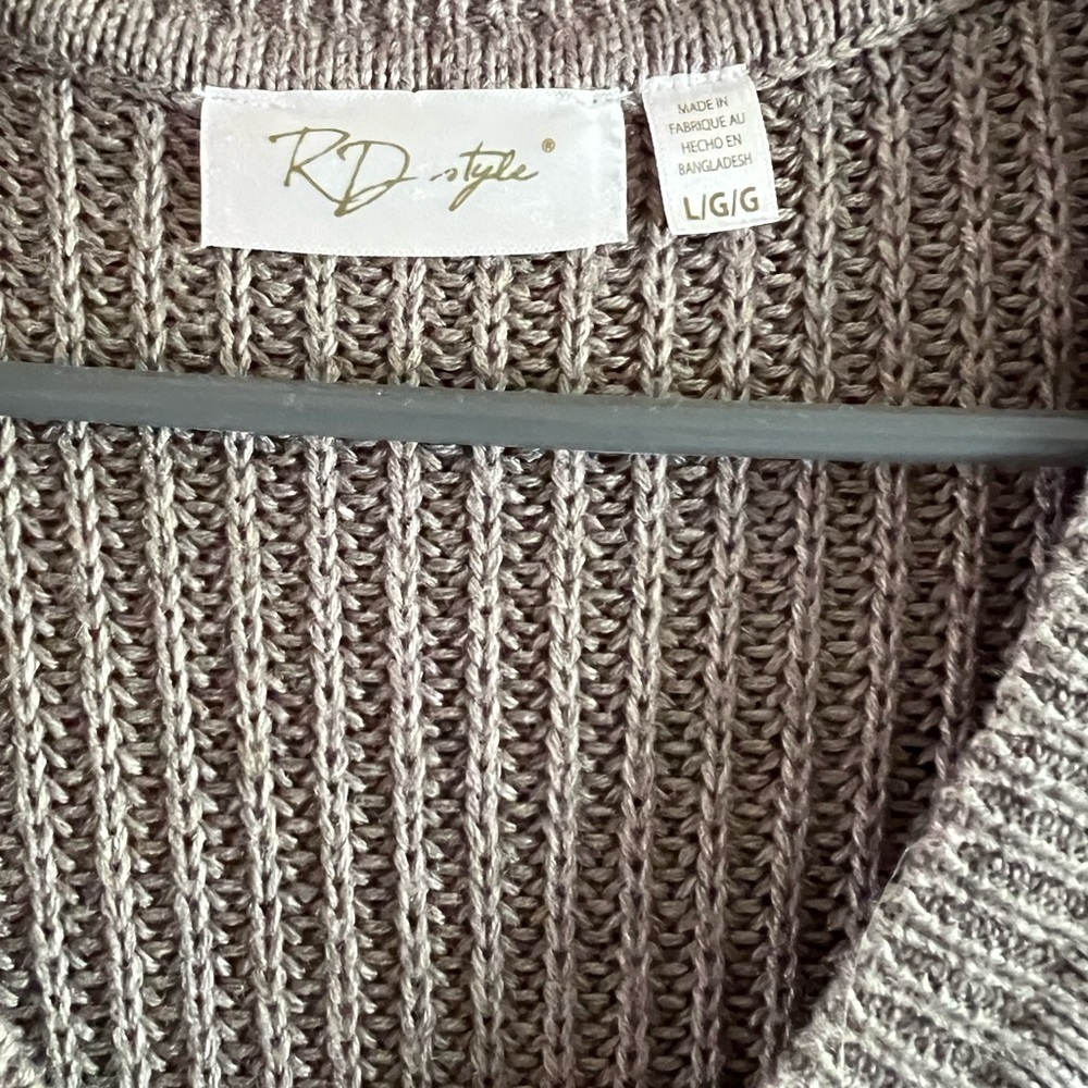 Sweater - Picture 2 of 2